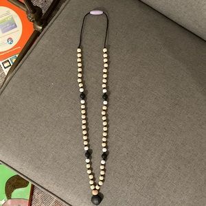 Anjie and Ash Peace + Calm teething necklace like new condition